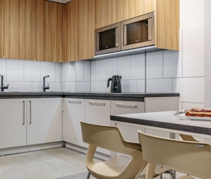 PROJEKT WNĘTRZ POWIERZCHNI BIUROWYCH DLA FIRMY ROEDL&PARTNER W BUDYNKU NICOLAS BUSINESS CENTER